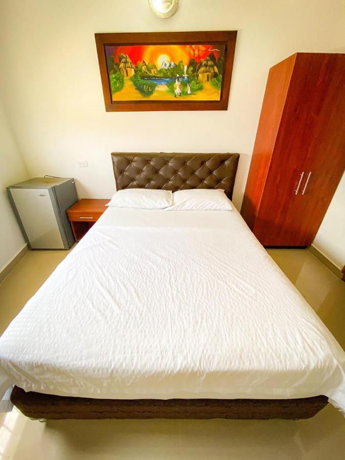 Hotel Aeromar Central ซันตามาร์ตา ภายนอก รูปภาพ