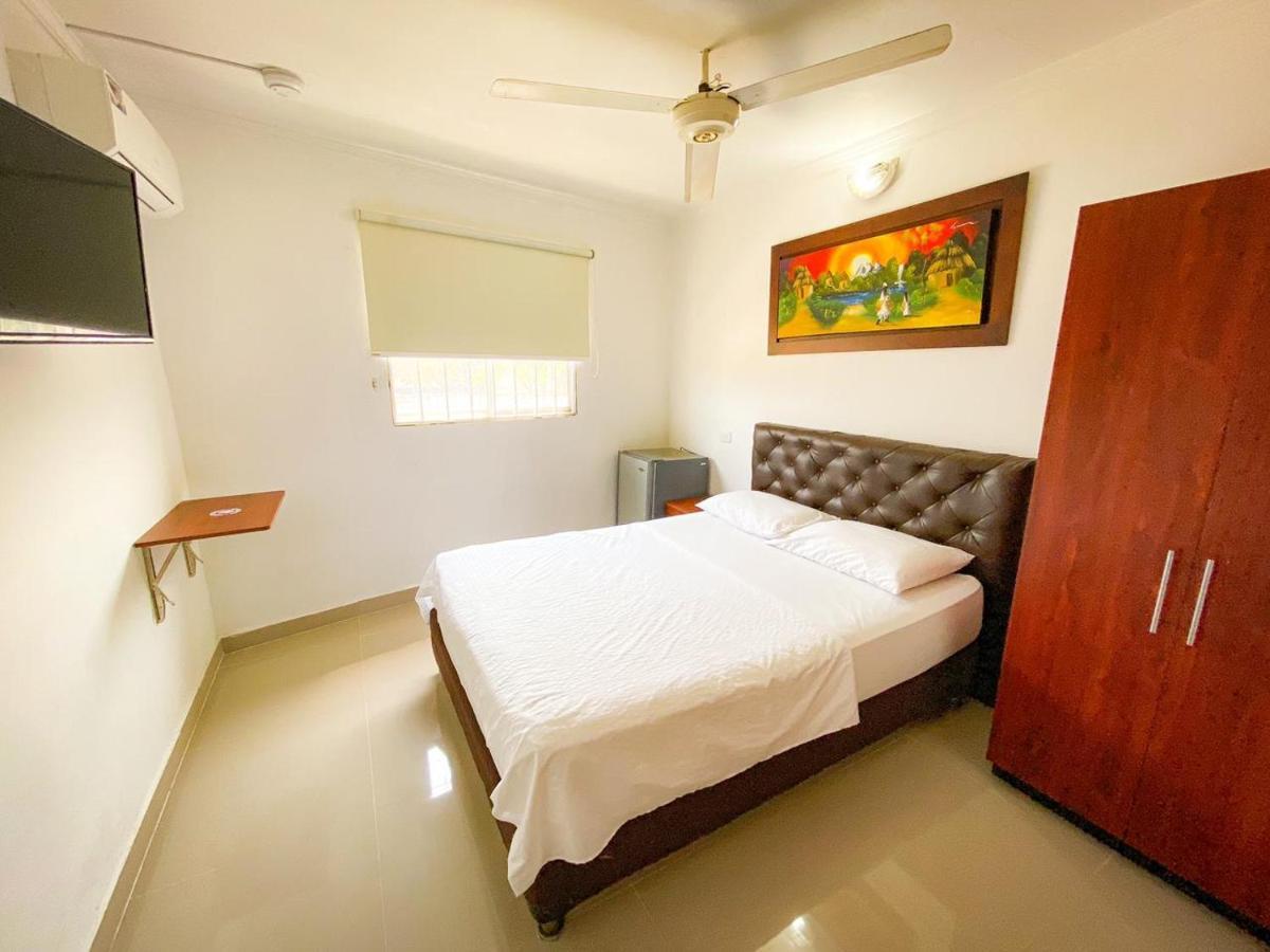 Hotel Aeromar Central ซันตามาร์ตา ภายนอก รูปภาพ